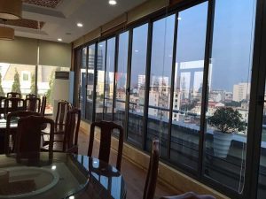 Dán Phim Cách Nhiệt Ô Tô Và Nhà Kính Tại Thủ Dầu Một